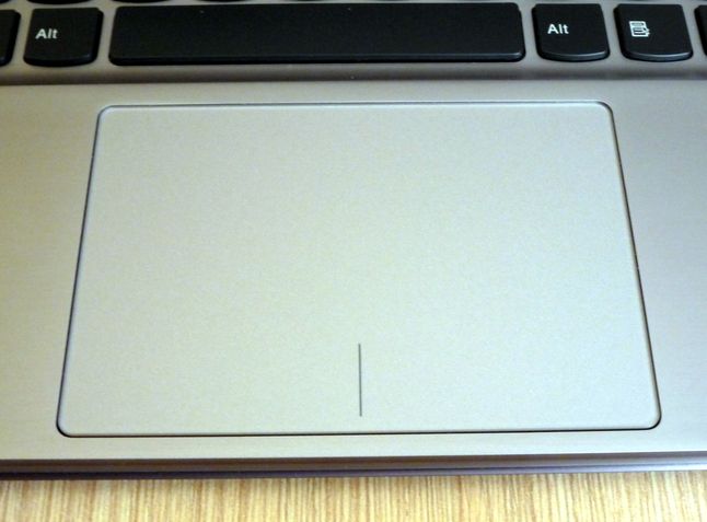 Lenovo IdeaPad U300s - touchpad