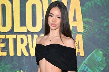 Sofi Sivokha pokazała brzuch na konferencji "Królowej przetrwania". ALEŻ stylizacja [ZDJĘCIA]