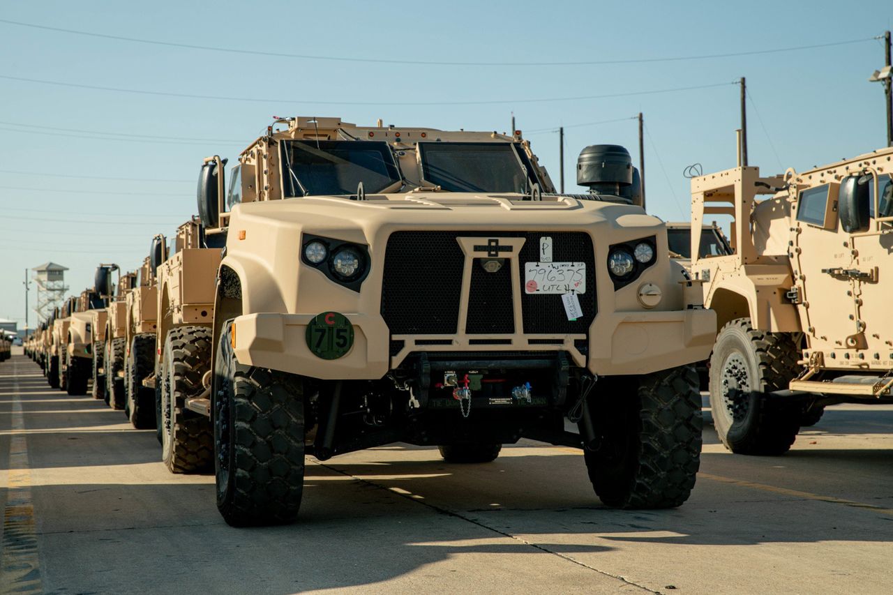Joint Light Tactical Vehicles (JLTV) w bazie Fort Hood, Teksas.