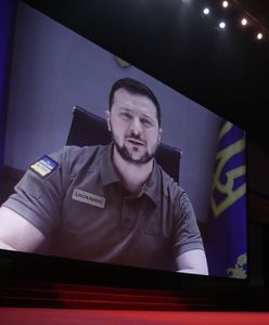 Zełenski ujawnia: Ukraińcy przetrzymywani w obozach na wzór nazistowskich