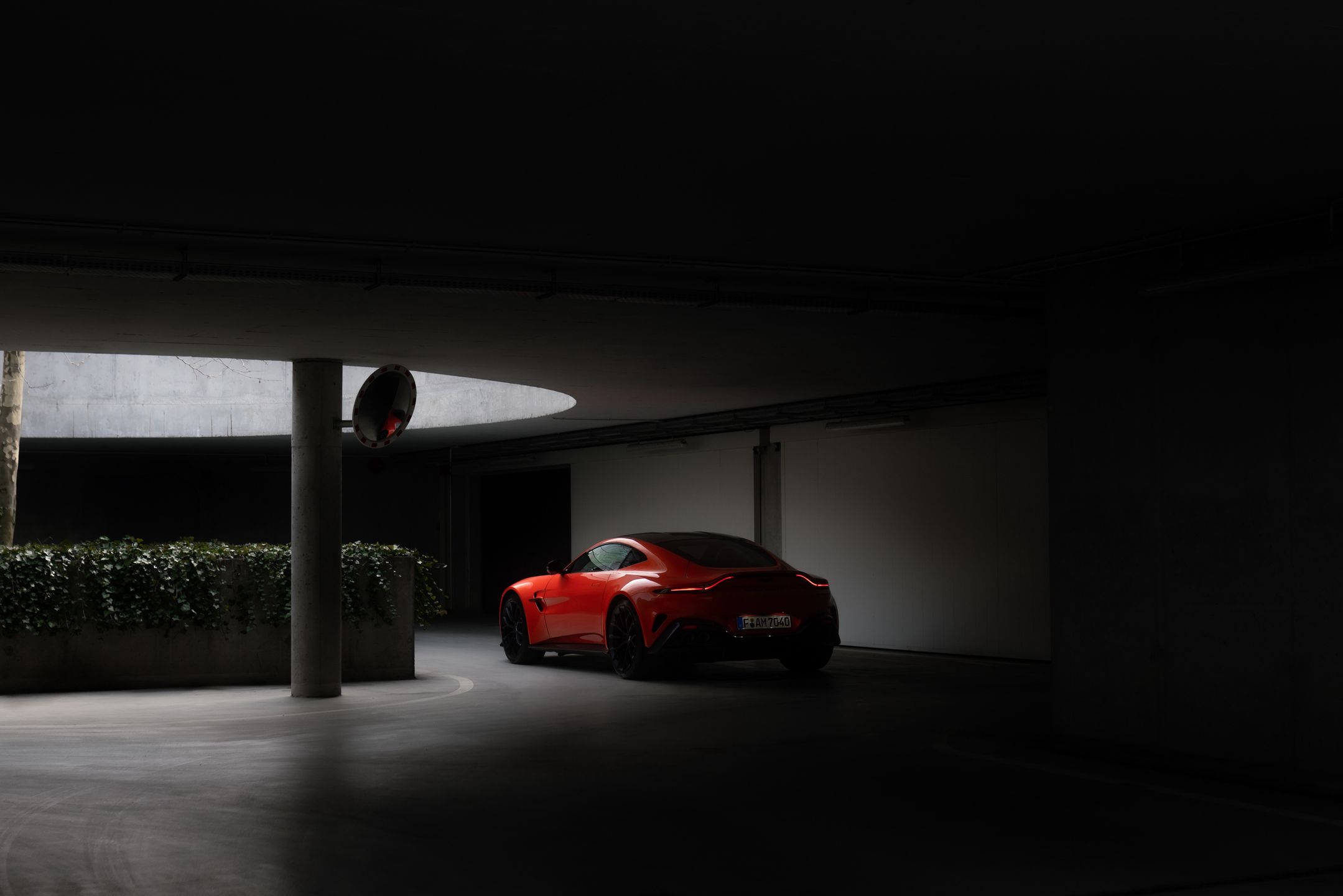 Aston Martin Vantage (2025)