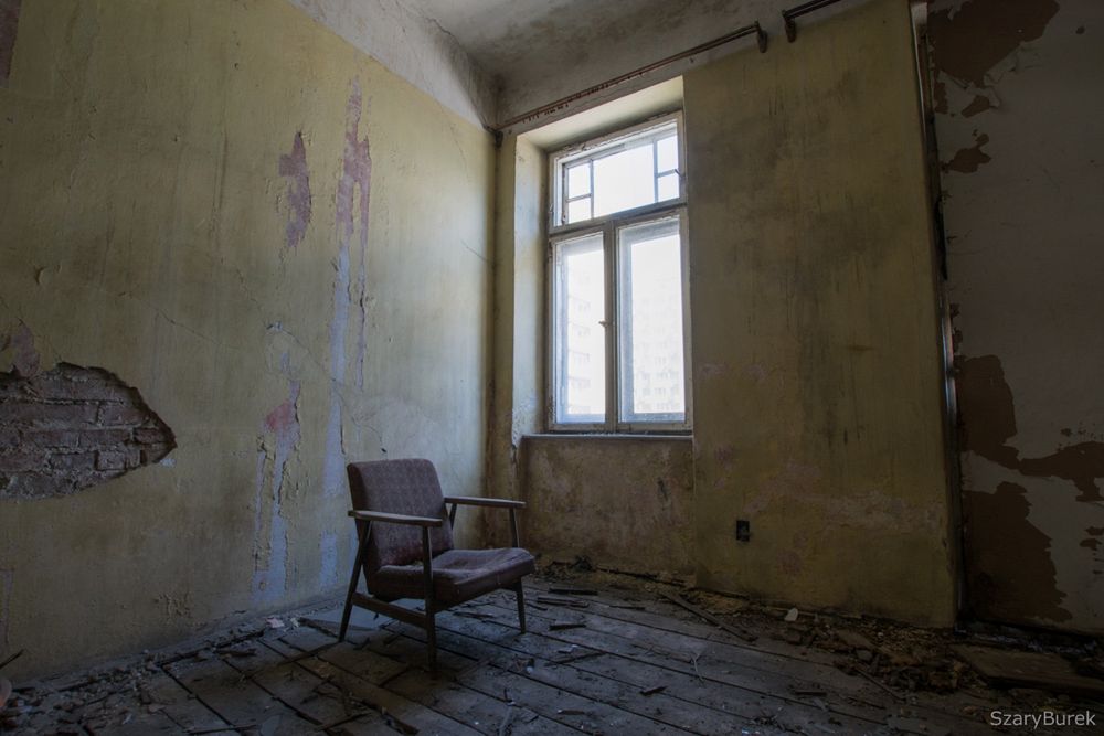 Warszawski urbex: Co znajduje się wewnątrz kamienicy przy Żelaznej 43? 19
