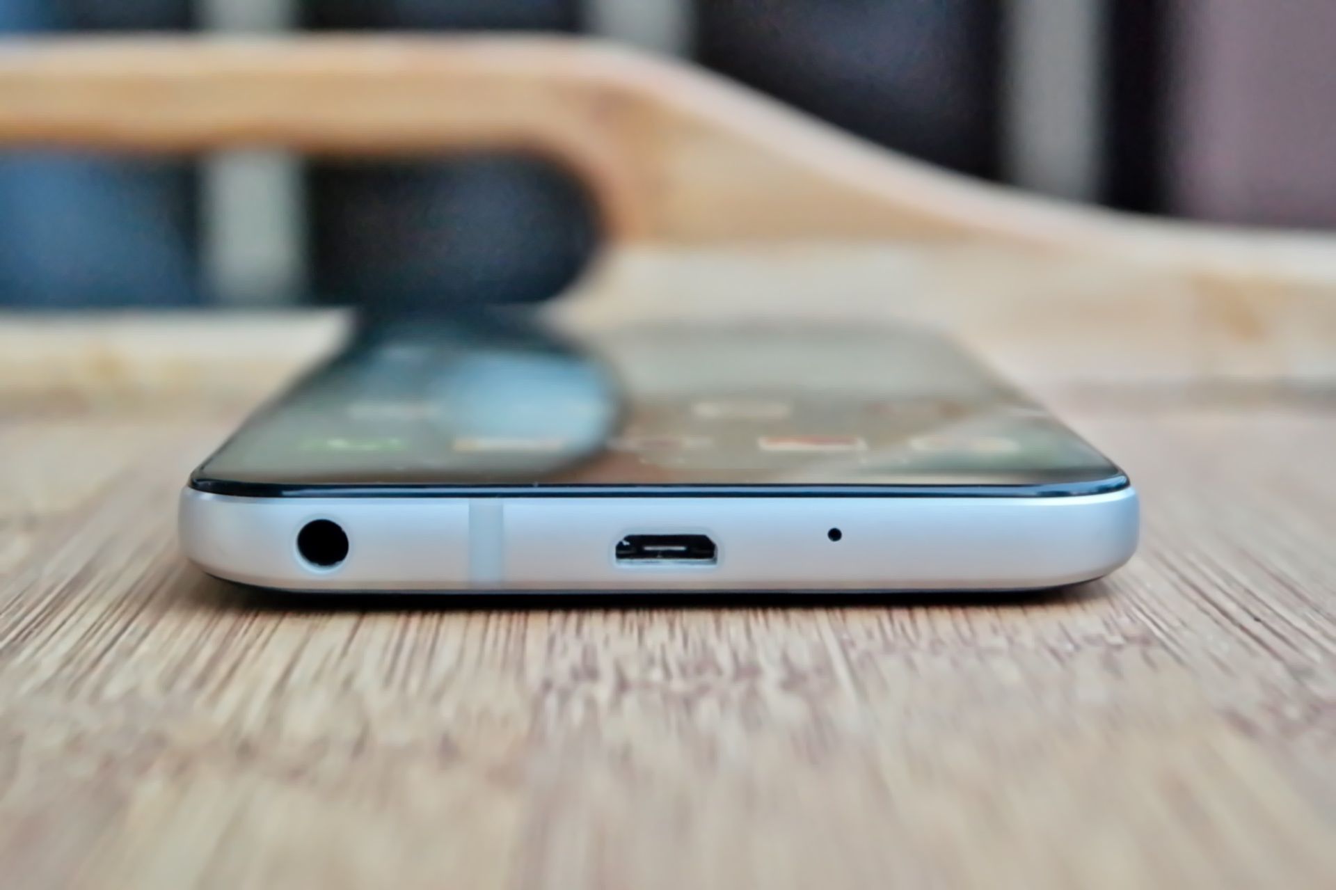 LG Q6 - czy warto go kupić po spadku ceny? [TEST] 11