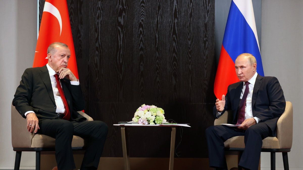 Prezydent Turcji zlekceważył Putina. Ten nie pozostał mu dłużny (PAP/EPA/ALEXANDR DEMYANCHUK/SPUTNIK/KREMLIN POOL)