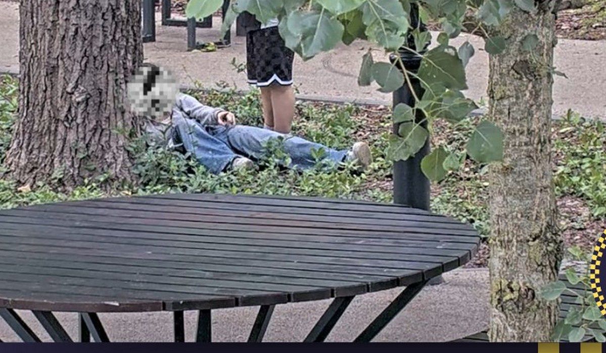 Łódź: Kompletnie pijana 14-latka w parku. Interweniowała Straż Miejska