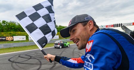 Miało być spokojnie, wyszło jak zawsze. Emocje i kontrowersje na poznańskiej rundzie Kia Platinum Cup
