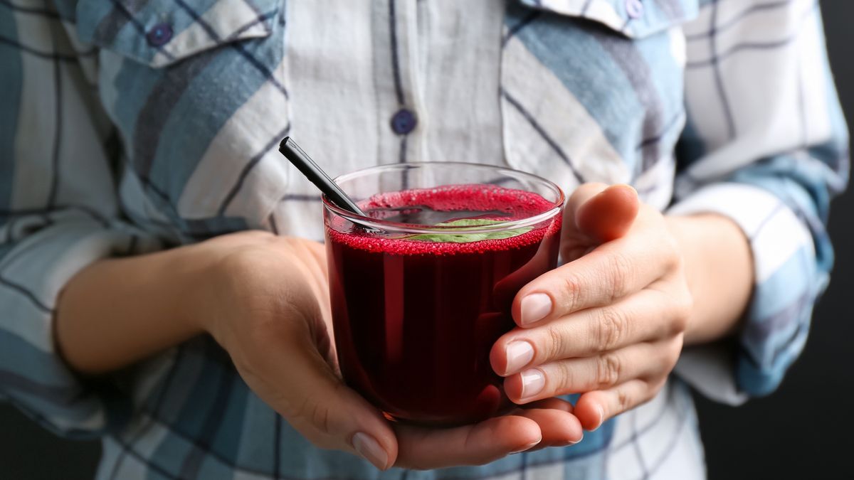 Woman with glass of fresh beet juice, closeup
Woman with glass of fresh beet juice, closeup
Liudmila Chernetska
hands, background, juice, beets, closeup, woman, female, person, fresh, glass, delicious, natural, healthy, tasty, beverage, refreshing, pink, lifestyle, diet, vegetarian, vegan, veggie, beetroot, health, nutritious, cleanse