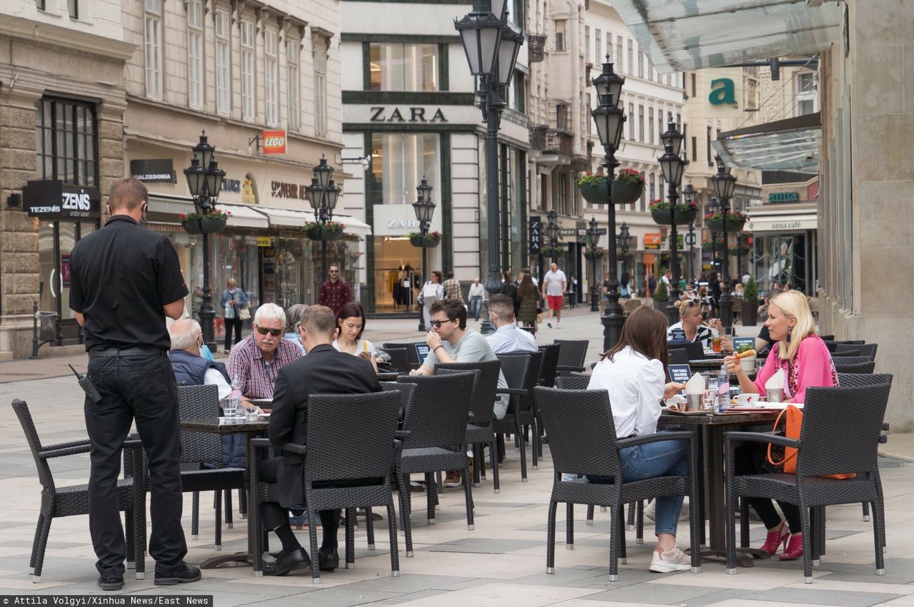 W niektórych krajach do restauracji wstęp mają tylko osoby zaszczepione lub ozdrowieńcy/ Zdjęcie ilustracyjne