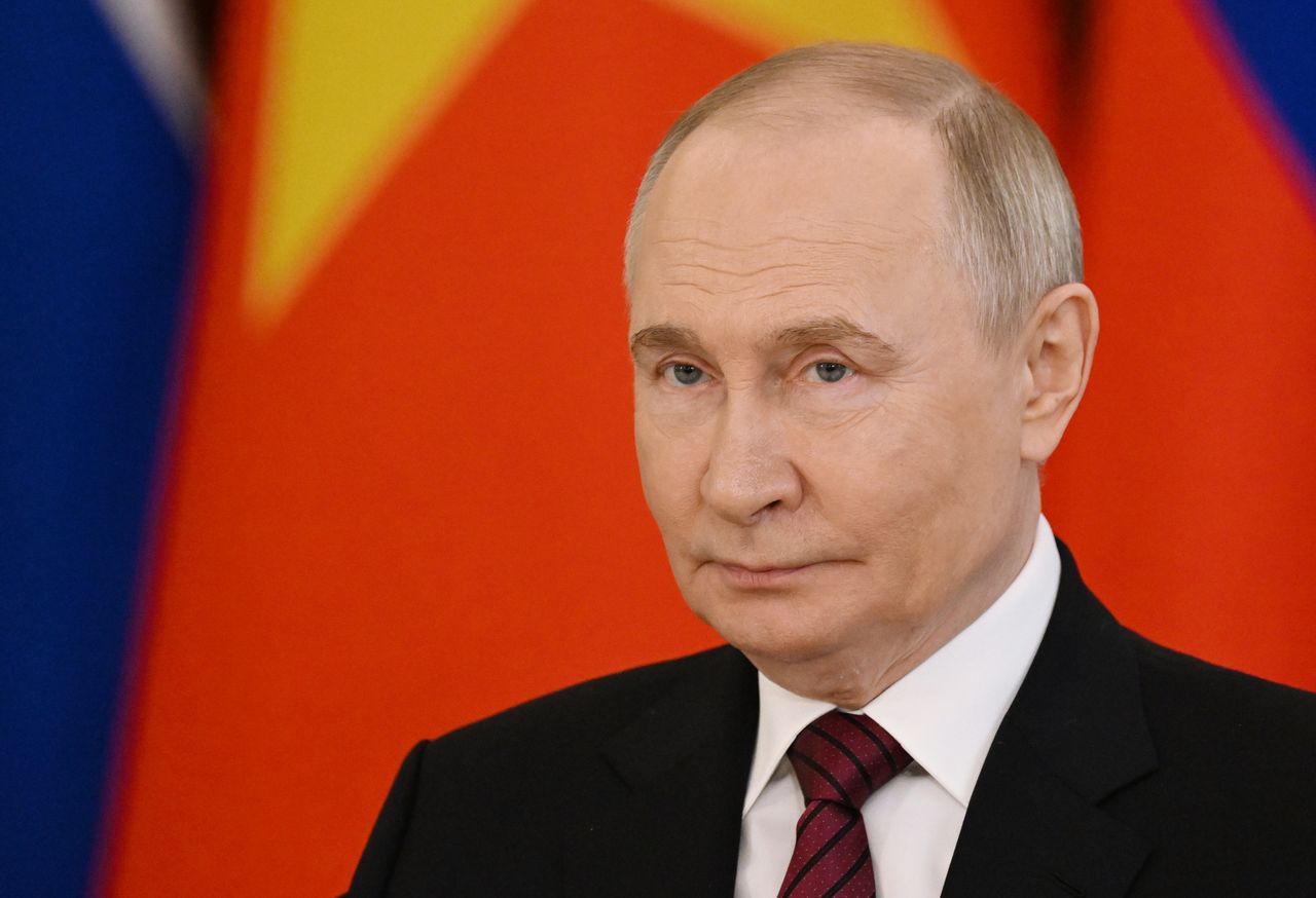 Putin unter Druck: EU erwägt neue Sanktionen, Selenskyj offen für Dialog