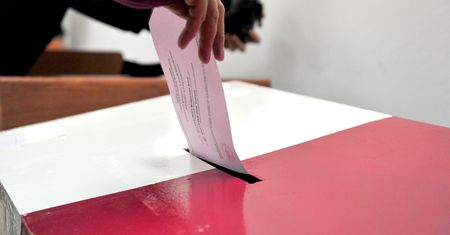 UE ostrzega. Rosja próbuje ingerować w wybory