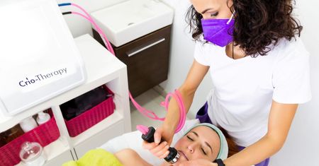 Krioterapia i elektrochirurgia w dermatologii i wenerologii