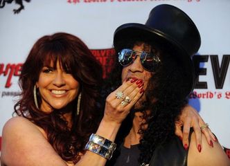 Slash w końcu się rozwiedzie. Musi zapłacić byłej żonie prawie 7 MILIONÓW dolarów!