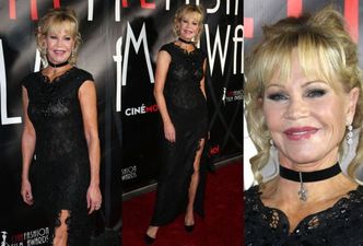 60-letnia Melanie Griffith uśmiecha się na ściance