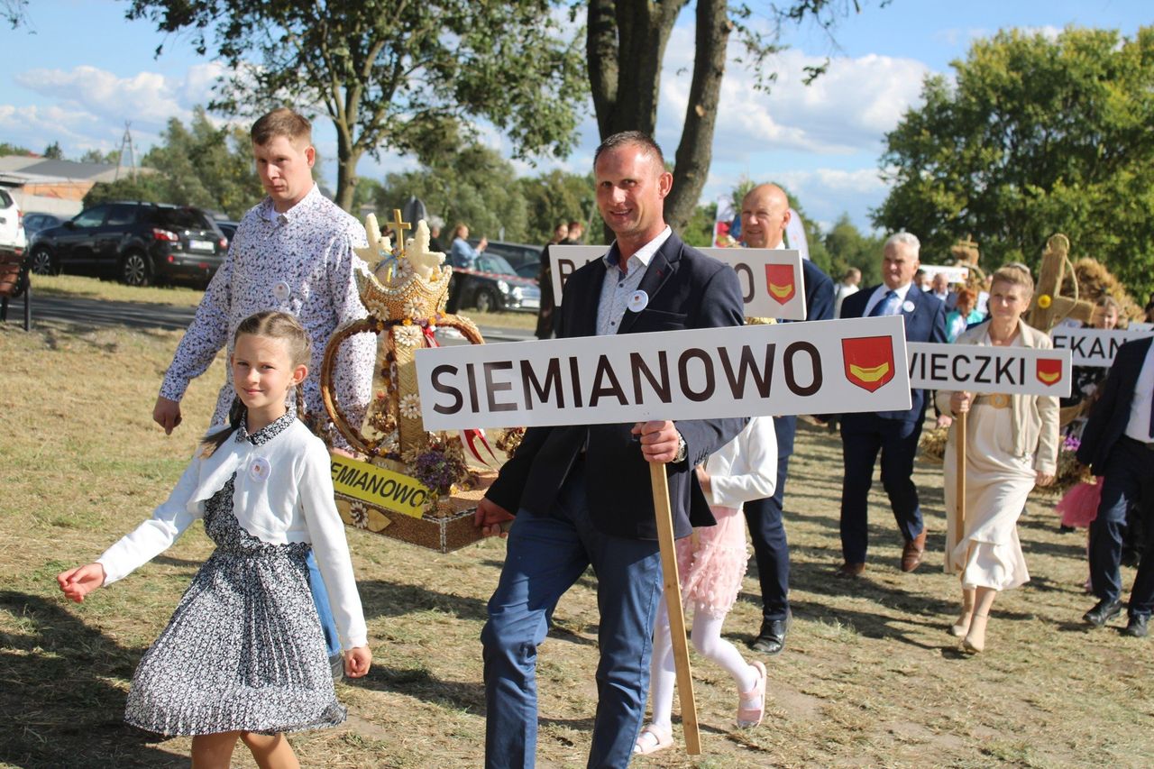 Dziekanowice: Dożynki gminy Łubowo. Święto Plonów odbyło się na placu dożynkowym przy Muzeum Pierwszych Piastów