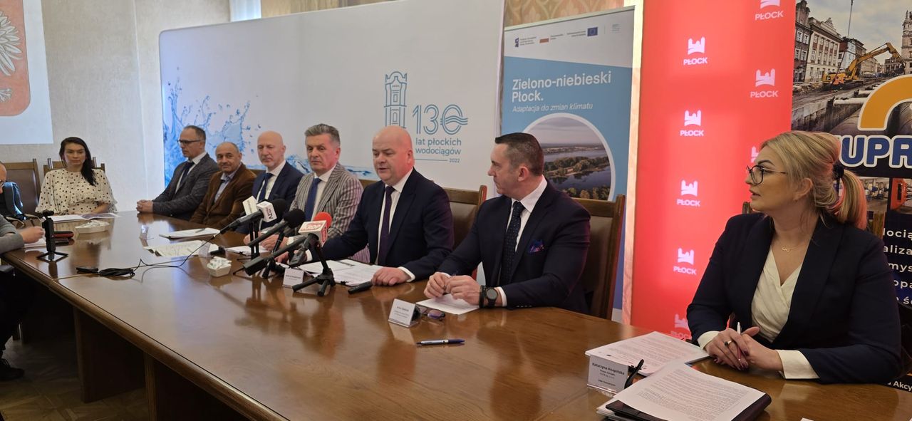 Kanalizacja, nowe drogi i modernizacja stacji uzdatniania wody - inwestycje w ramach zielono-niebieskiego Płocka!