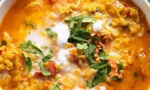 W każdej łyżce porcja białka. Ta zupa nasyci jak drugie danie