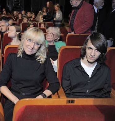 Tadeusz Kieniewicz z mamą i bratem