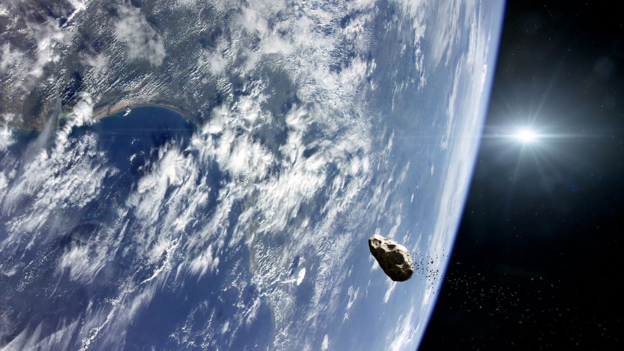 Asteroida odkryta na chwilę przed uderzeniem w atmosferę. NASA nic nie zauważyła