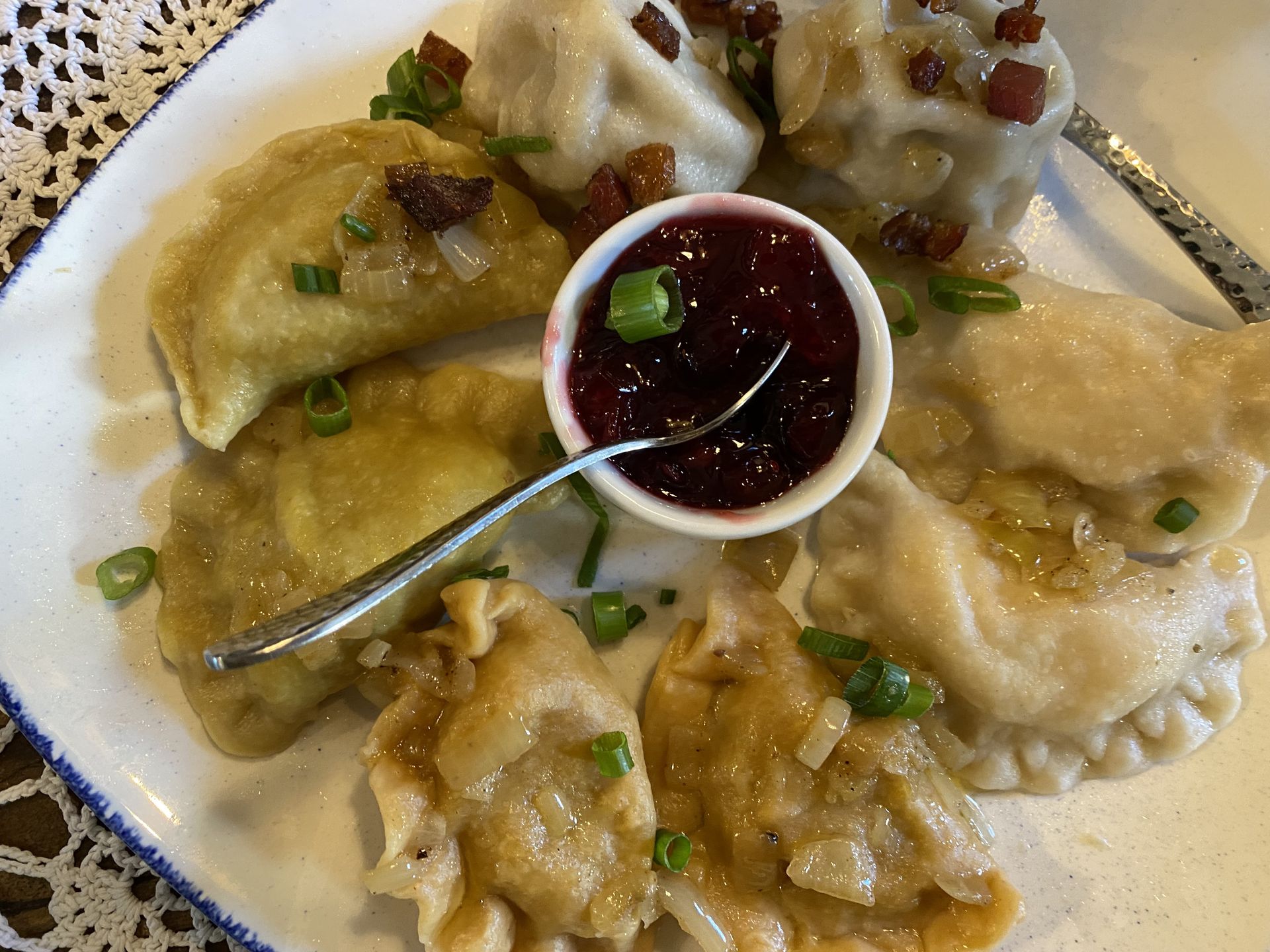 Restauracja "Cudne Manowce", Źródło: WP Turystyka