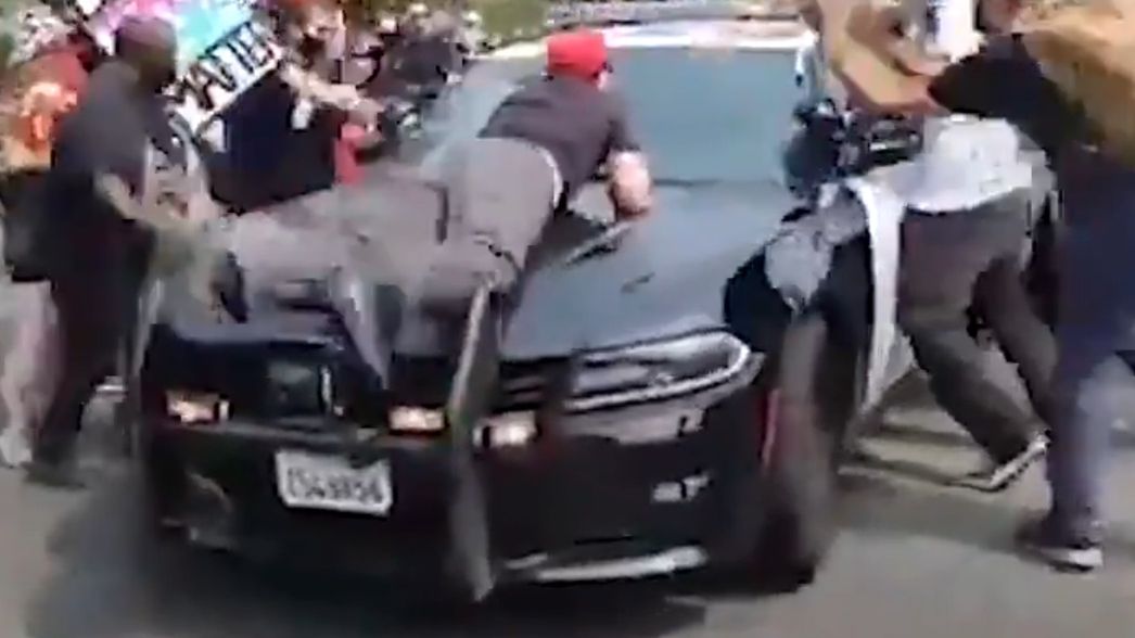 protesty trump wypadek