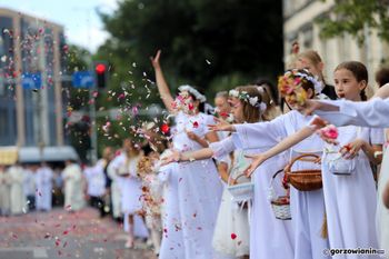 Boże Ciało w Gorzowie. Tłumy mieszkańców przeszły przez centrum