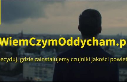 Umierające od smogu miasto w kampanii Aviva „Wiem, czym oddycham”