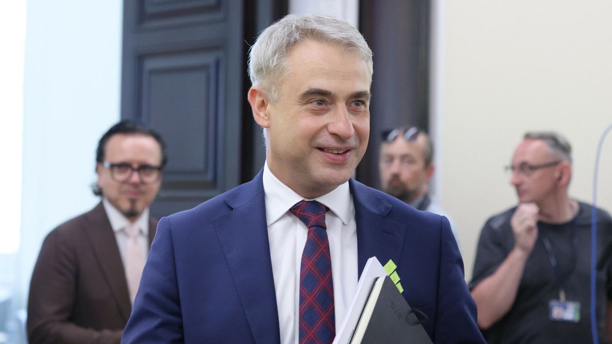 Minister cyfryzacji i wicepremier Krzysztof Gawkowski