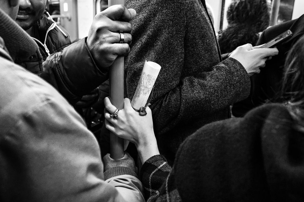 Fotografia uliczna pozbawiona twarzy w projekcie Diego Bardone 10