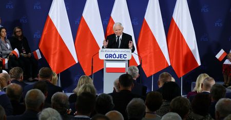 Jarosław Kaczyński chce likwidacji immunitetów. "Stanowiska PiS w tej sprawie nie ma"