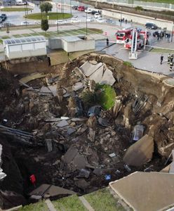 Włochy. W Neapolu zapadła się ziemia. Ewakuowano szpital covidowy
