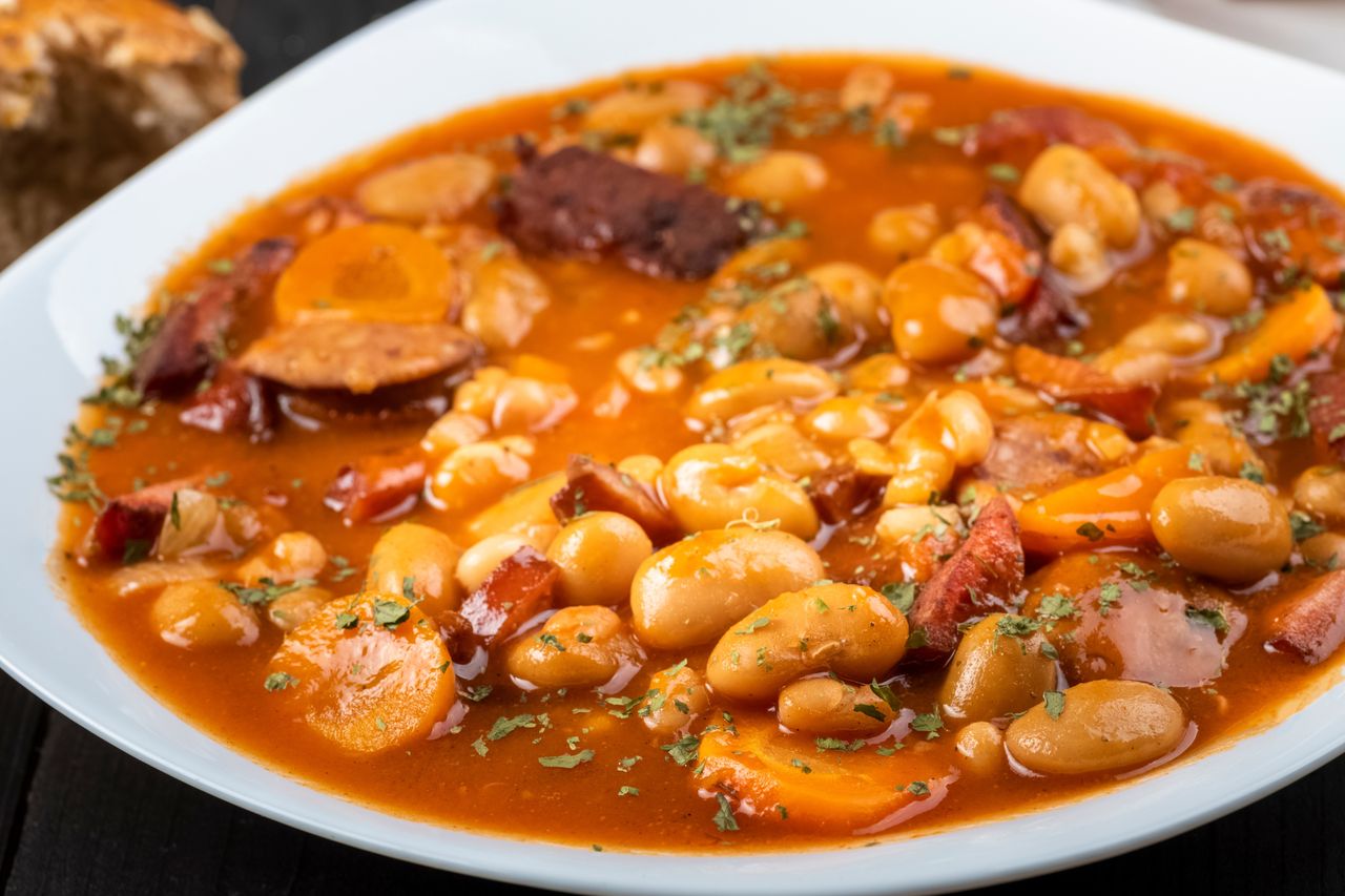 Przepis na fasolkę z czerwonym winem