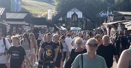 Polskie miasto pęka w szwach. "Nie da się przejść"