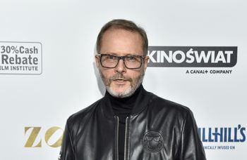 Od liceum jest z tą samą kobietą. Lata temu na ich drodze stanęła blondynka