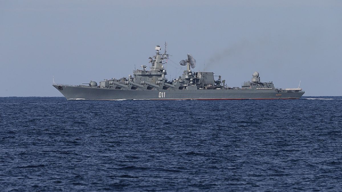 Rosyjski krążownik rakietowy Wariag 