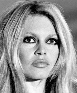 Brigitte Bardot nie chciała mieć dzieci. Kiedy zaszła w ciążę, biła się po brzuchu