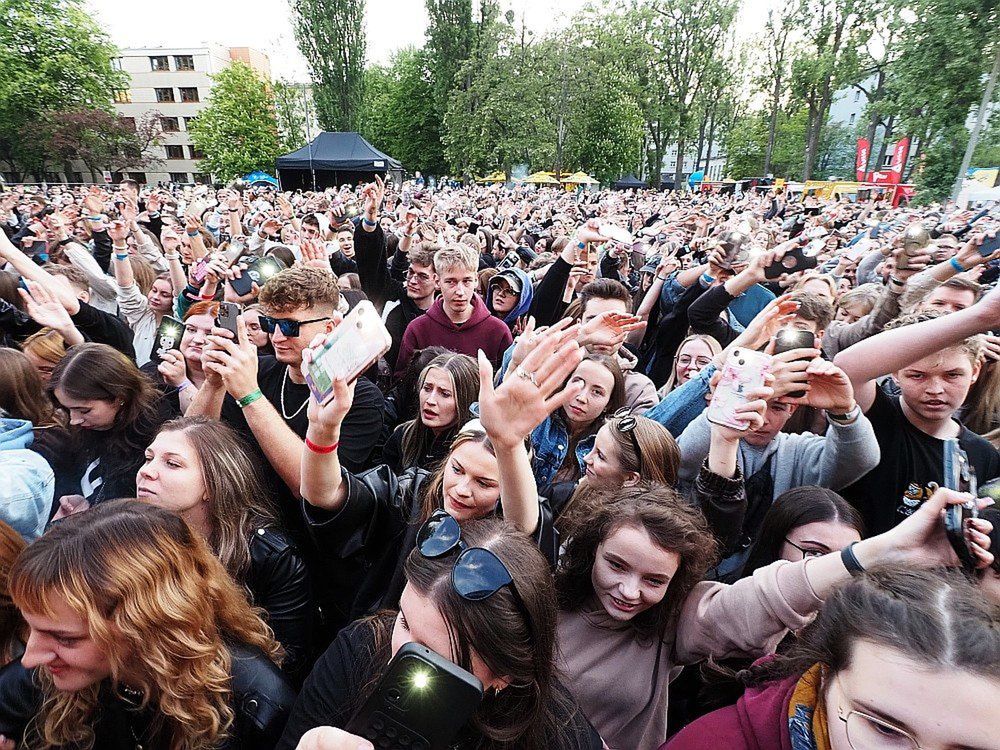 Juwenalia 2025: Studenci Uniwersytetu Łódzkiego i Uniwersytetu Medycznego rozkręcają imprezę na Lumumbowie
