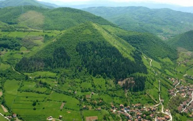 Piramidalna bzdura, czyli krótka historia bośniackich piramid