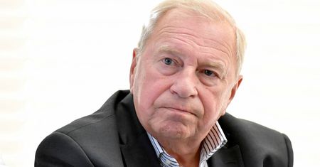Jerzy Stuhr w szpitalu. Jego stan jest ciężki