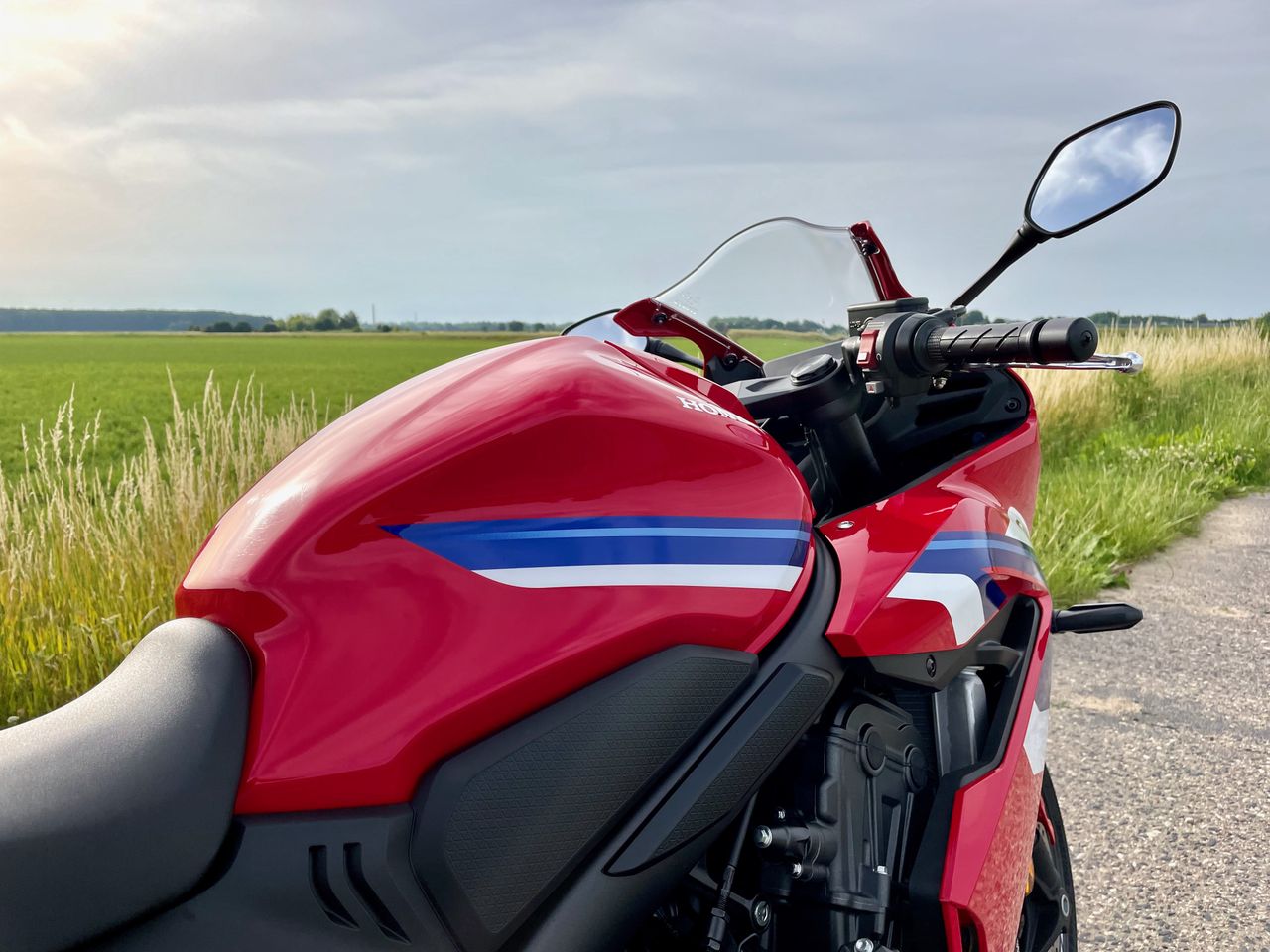 Honda CBR650R E-Clutch