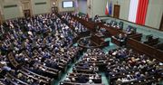 Jest najnowszy sondaż! Jakie poparcie ma PiS, a jakie opozycja?