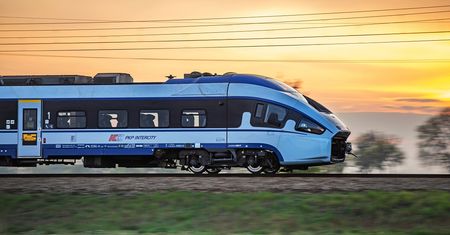 Te dane zaskakują. Porównali PKP Intercity z niemiecką koleją Deutsche Bahn