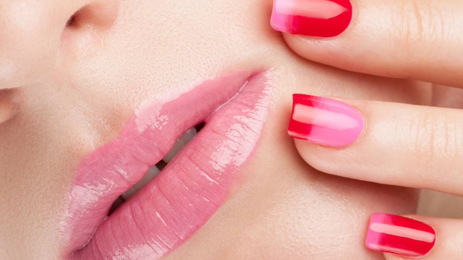 Przedłużanie paznokci na tipsie 1