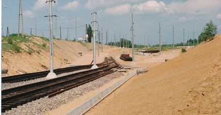 17 lat budowy i "dyplomatyczny kabel", czyli jak powstawała trasa PST