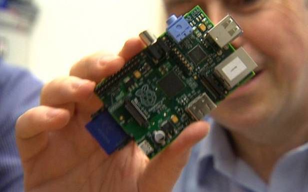 Raspberry Pi jest już dostępny! (Fot. Digitalhen.co.uk)