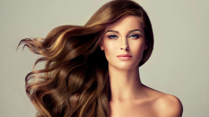 Zabiegi na włosy to doskonałe koło ratunkowe dla włosów w potrzebie