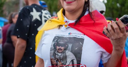 Giełdy reagują na przewrót w Wenezueli. Zbrojeniówka i złoto w górę