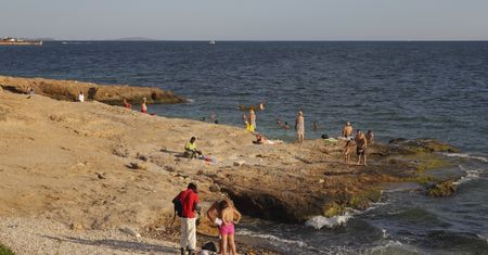 Wstrząsające odkrycie na plaży w Grecji. Znaleziono ciało trzylatki