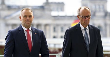 "Polski prezydent myśli już o polskiej bombie". Co zrobią Niemcy?