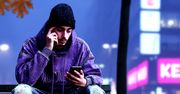 Fałszywe aplikacje w telefonie – jak je rozpoznać i uchronić się przed stratą danych?