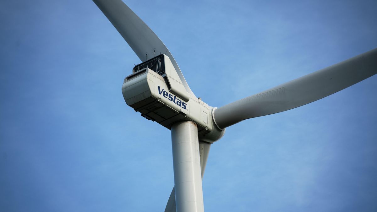 turbiny wiatrowe
Grajewo, woj. podlaskie, 12.07.2025. Turbiny wiatrowe na Farmie Wiatrowej Grajewo, 12 bm. PAP/Micha� Zieli�ski
Micha� Zieli�ski
chmury na niebie, czyst�, dewastacja krajobrazu, ekologia, ekologiczna, ekologiczny, elektrownia wiatrowa, elektryczna, energetyka wiatrowa, energia odnawialna, energia z wiatru, farma wiatrowa, Farma Wiatrowa Grajewo, ferma, Grajewo, krajobraz, niebieskie niebo, nowe, ochrona, oze, Park, park wiatrowy, pejza� rolniczy, pola uprawne, pr�d, produkcja, rolnictwo, si�� wiatru, si�ownia, s�oneczna pogoda, technologie, turbina wiatrowa, turbiny wiatrowe, wiatrak, wiatraki, wiatrowa, wirnik, wirniki, wysokie chmury, wytwarzanie